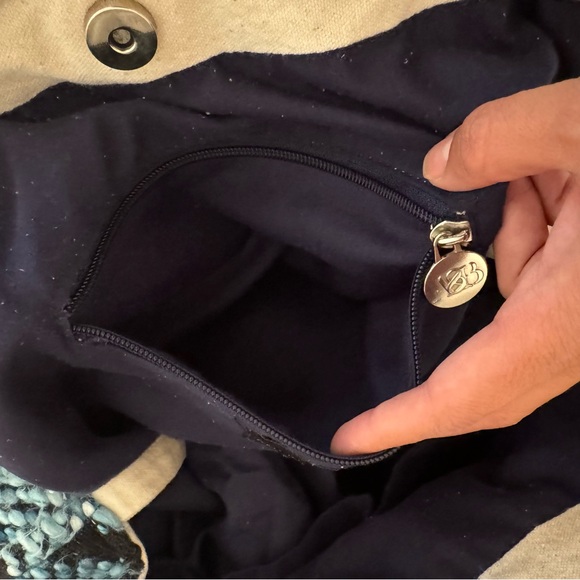 AMERICA AND BEYOND TRAVEL/BEACH BAG - Picture 8 of 11